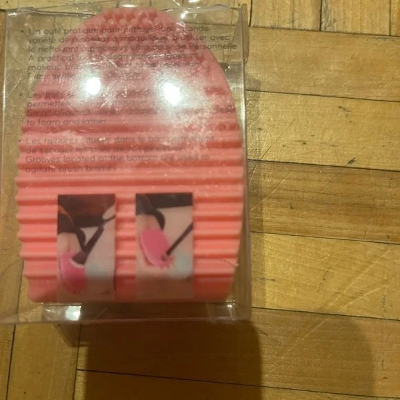 3/15$ personnelle Silicone Face Cleanser and Massager Brush Manual - Picture 4 of 4